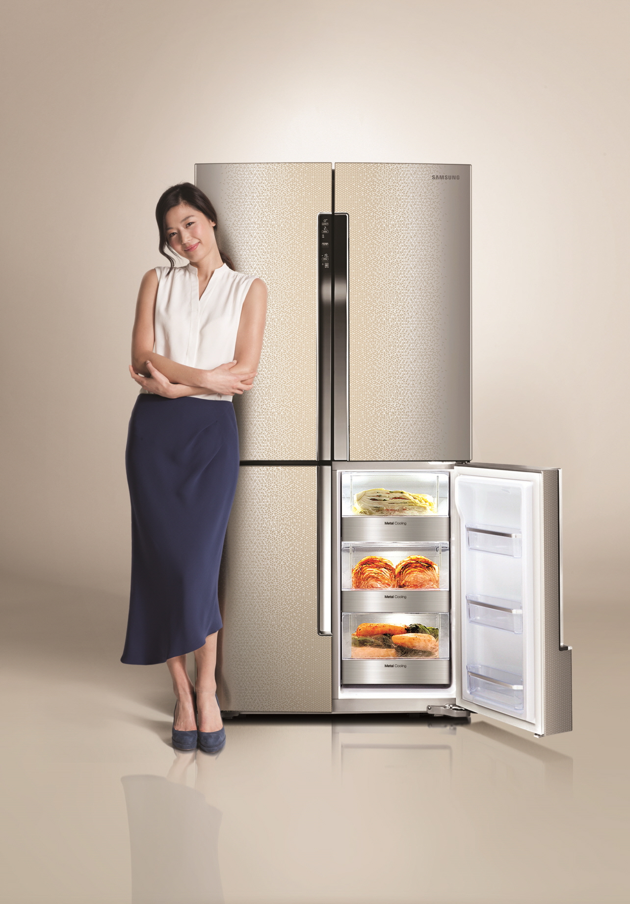 Photo News] New kimchi fridge