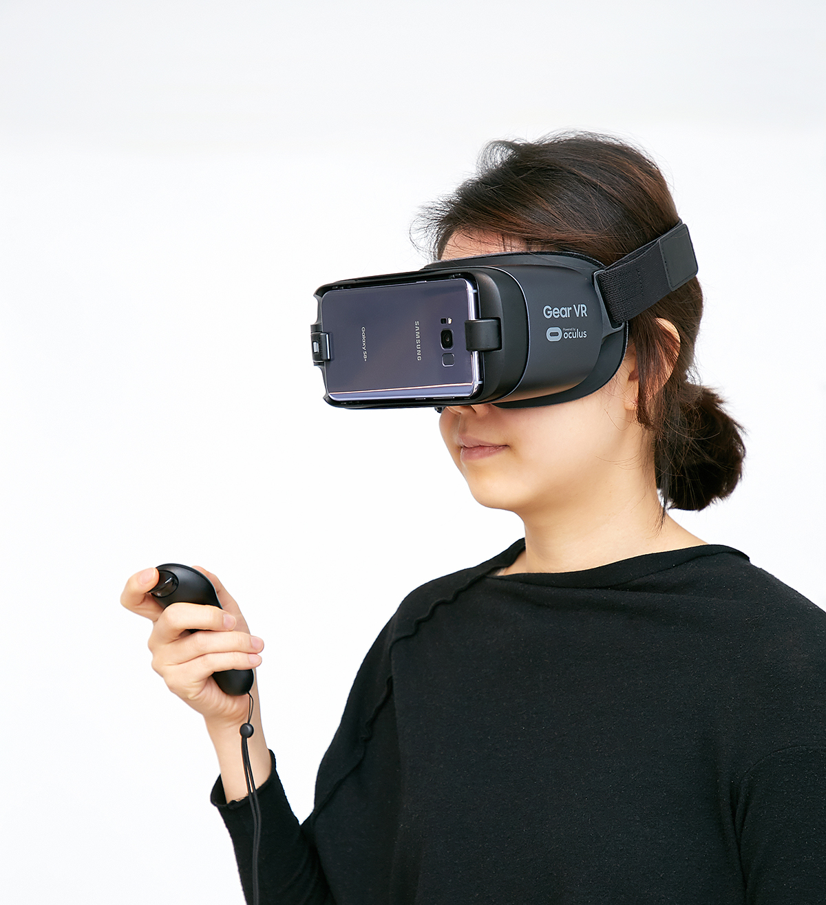 Samsung vr oculus. Samsung Gear VR. VR очки Samsung. Виртуальные очки Samsung Gear VR. Очки Gear VR Oculus Samsung.