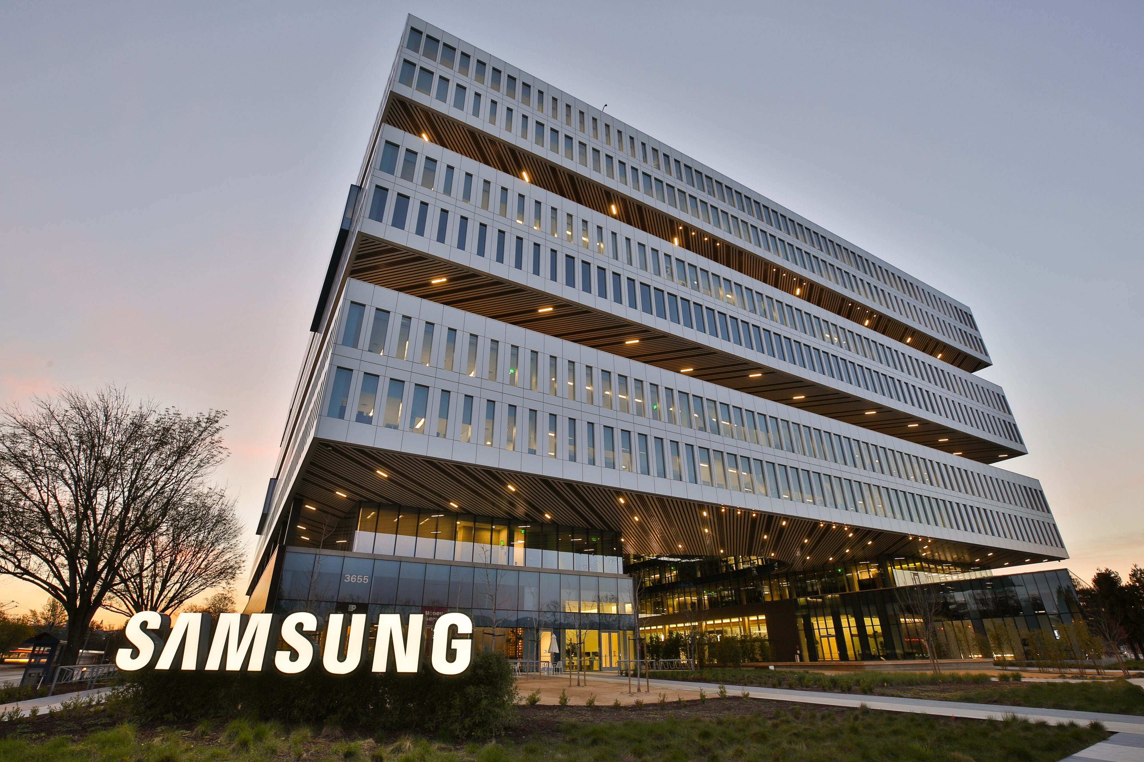Samsung's San Jose Headquarters Amenities Help Ease Commute for