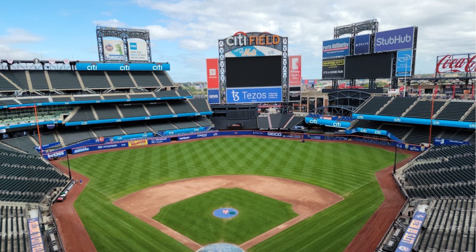 Batter Up! The Mets and Samsung Unveil Starting Lineup of Tech